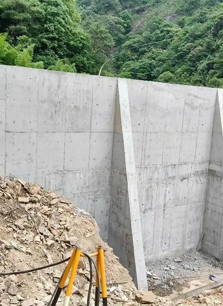 天津宁河县重力式挡土墙